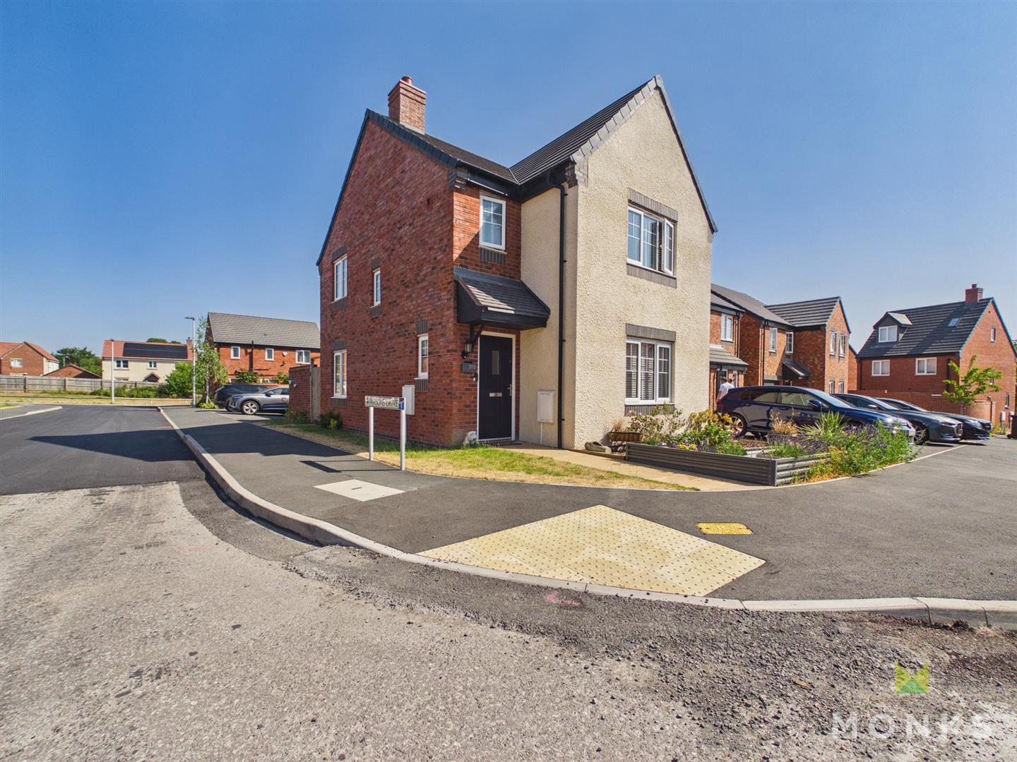 203 Holland Drive, Shrewsbury, SY2 5TU For Sale